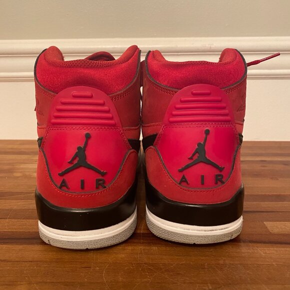 Nike Air Jordan Legacy 312 Toro Red Men's Size 10 Basketball Sneakers - Picture 4 of 14